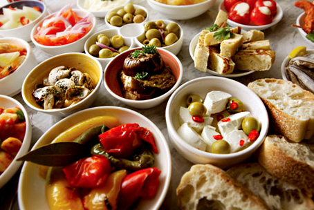 Onbeperkt tapas €17,- Onbeperkt tapas €17,-