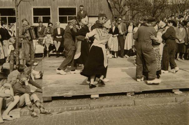 Den Koopman Dansen; Jay Canto Den Koopman Dansen; Jay Canto